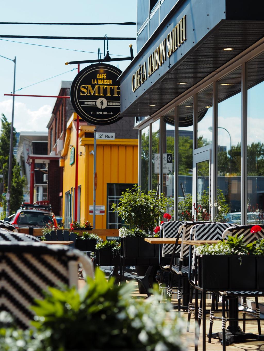 « Chez Smith Apéro & Boulot » maintenant ouvert dans Limoilou